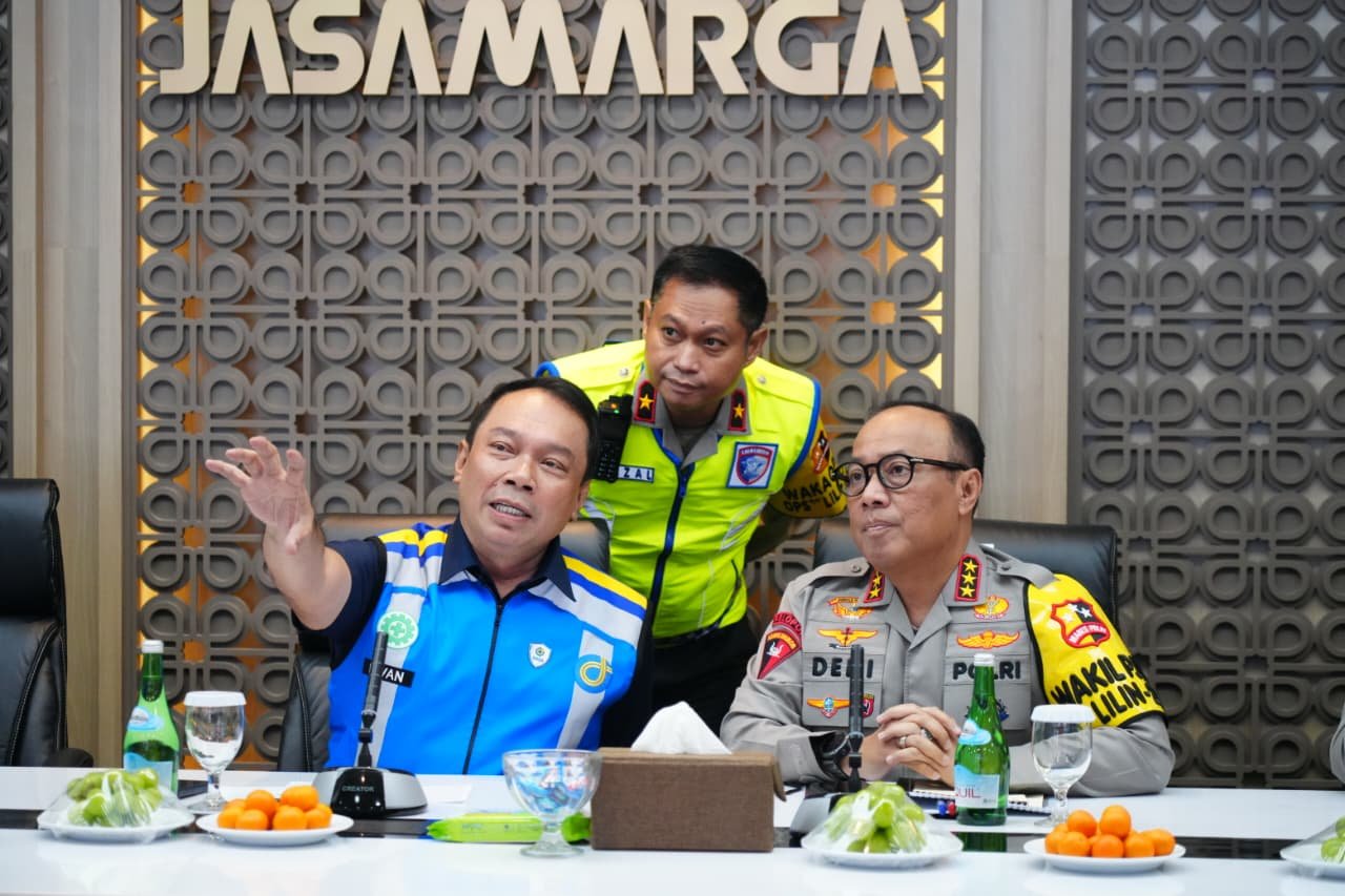 Wakapolri Turun Lansung Monitoring Arus Balik Nataru di Command Center Tol Jasa Marga Jatiasih